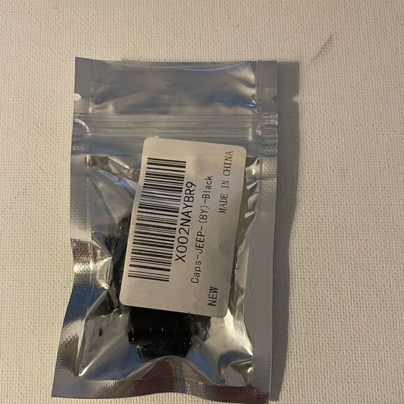 Jeep Valve Stem Caps in Black set of 4 NWT - Picture 5 of 5